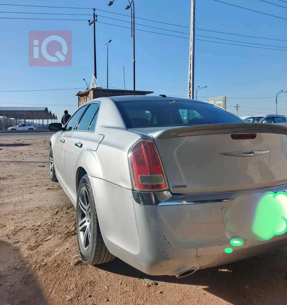 Chrysler 300